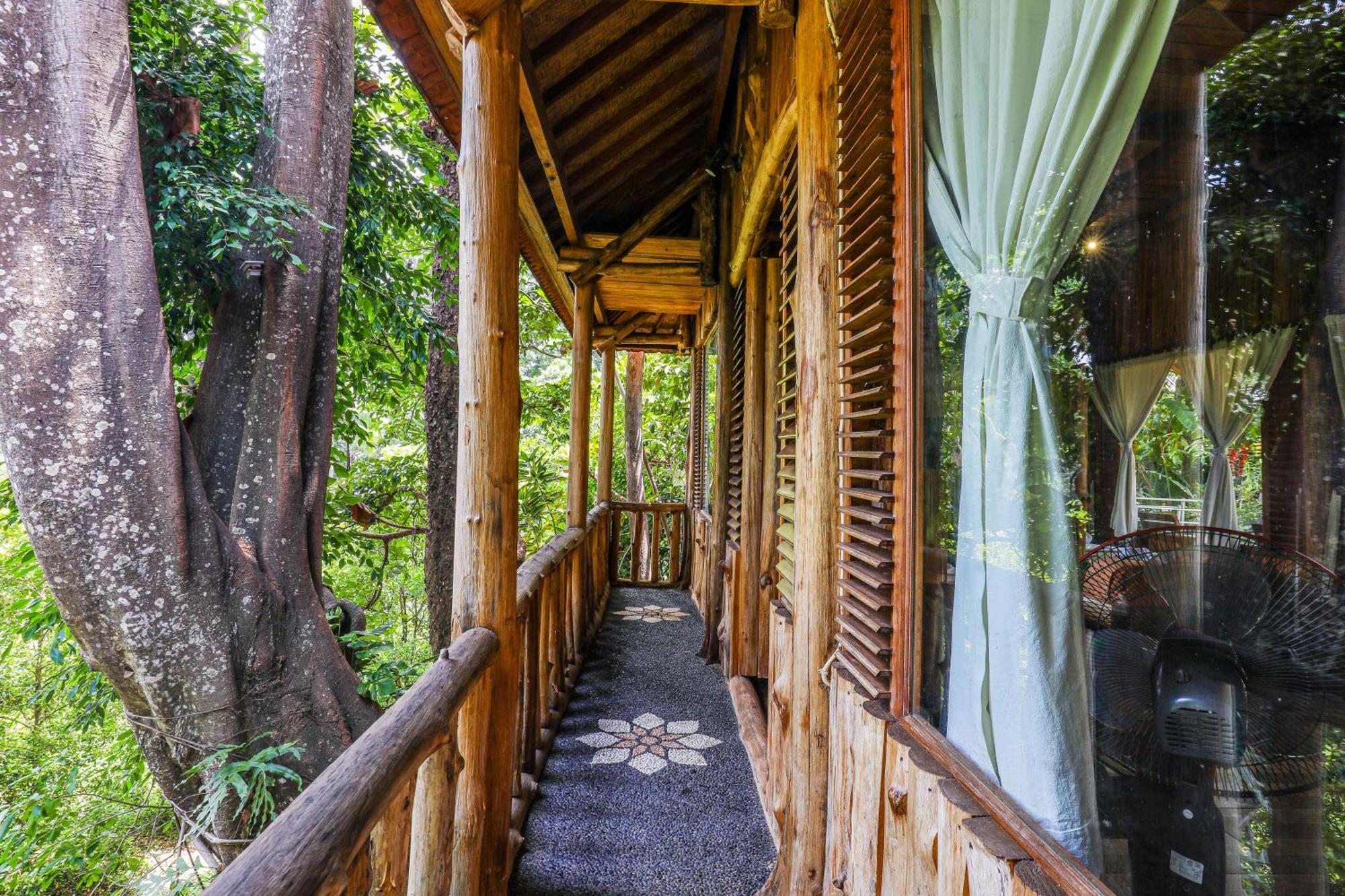 Omunity Bali Hotel Singaraja Exterior foto