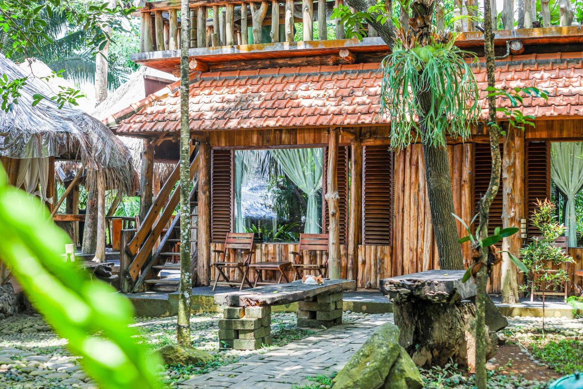 Omunity Bali Hotel Singaraja Exterior foto