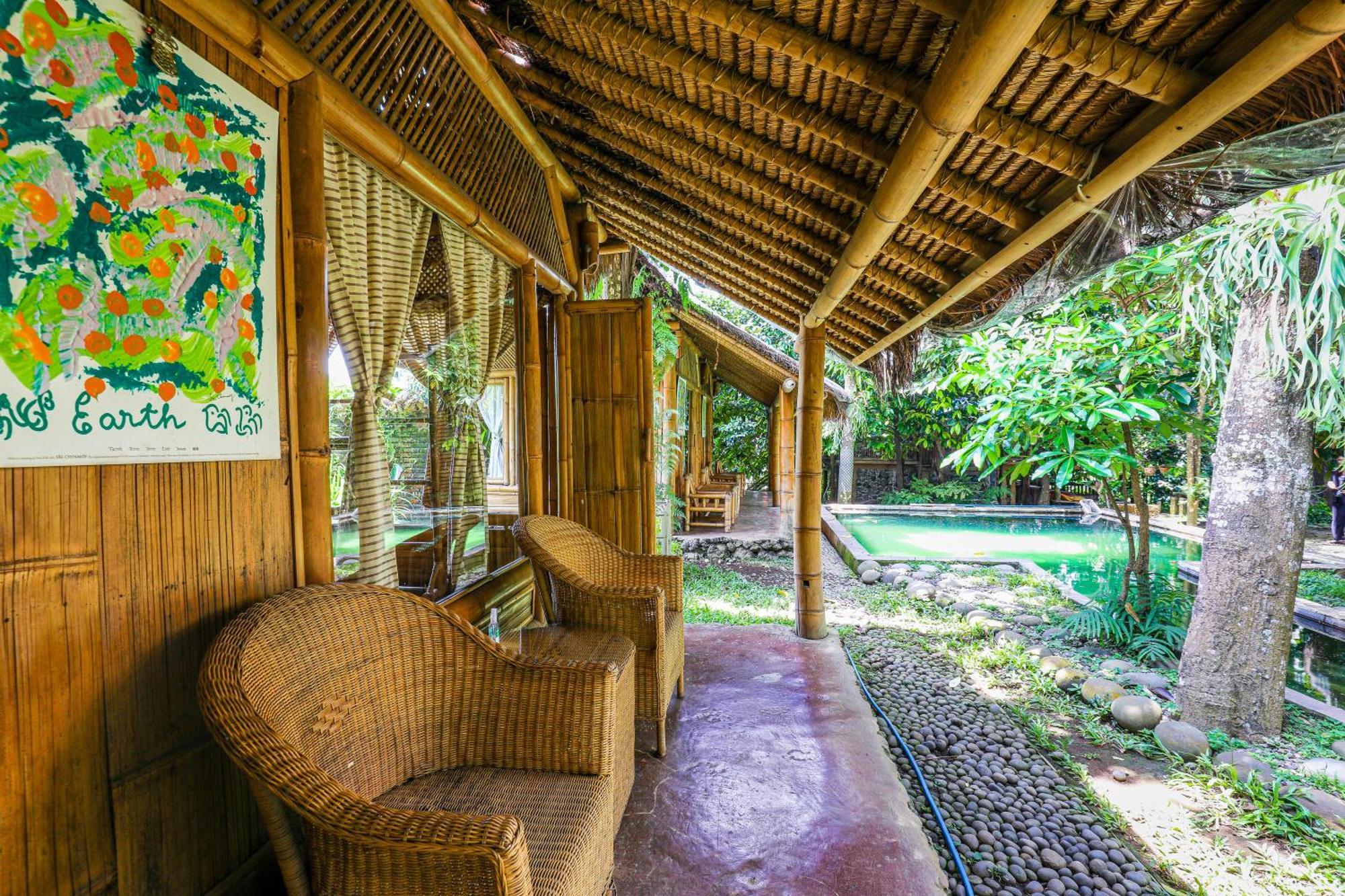 Omunity Bali Hotel Singaraja Exterior foto
