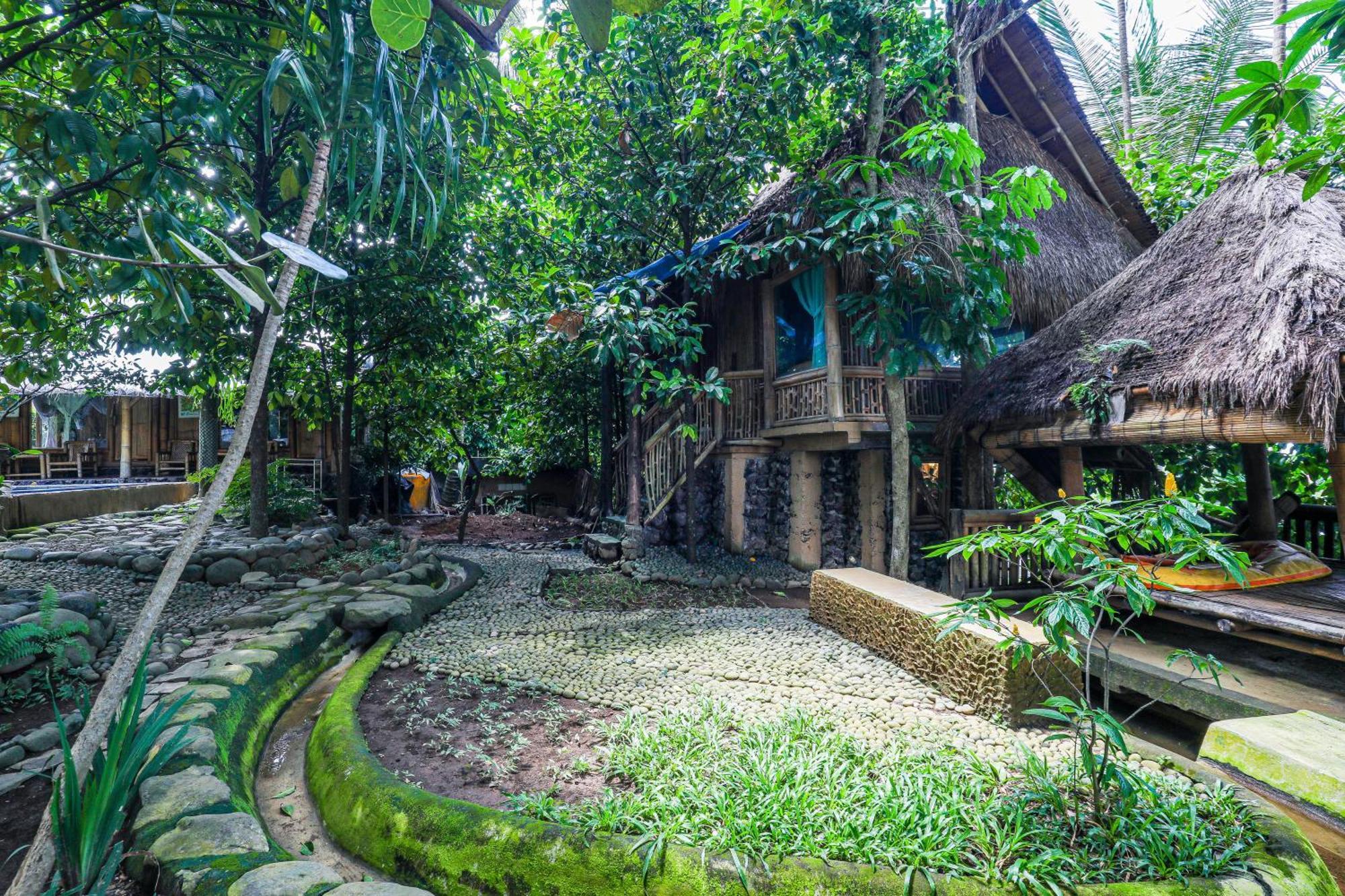 Omunity Bali Hotel Singaraja Exterior foto